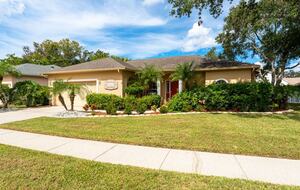 Peaceful Pondside Escape Close to Anna Maria Island - Bradenton, Florida