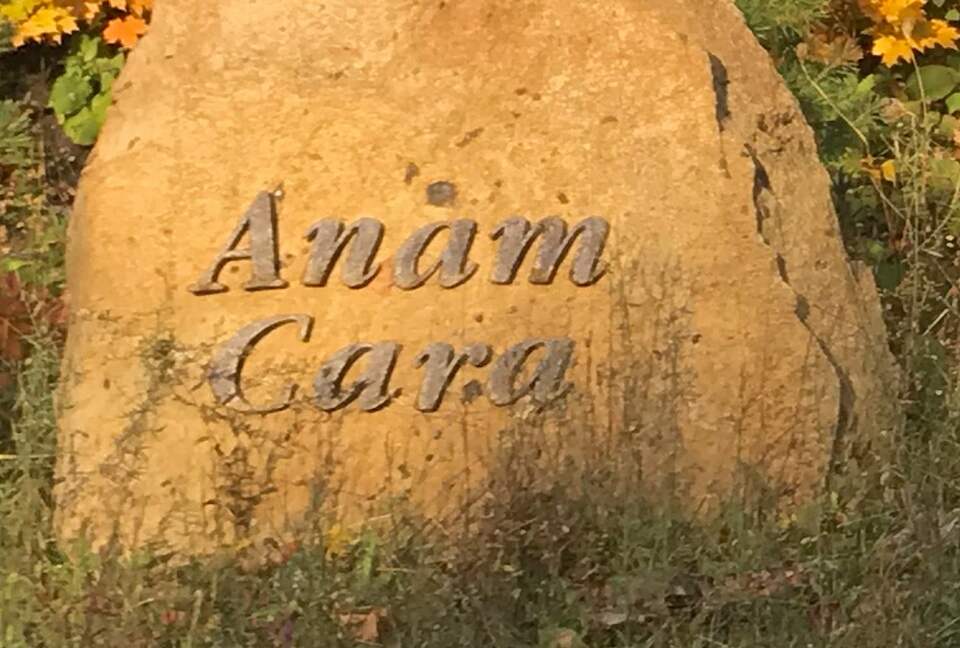 Anam Cara = Soul Friend in gaelic.