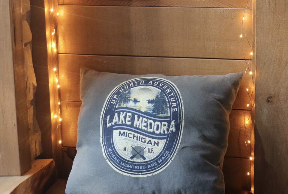 Magical Anam Cara Cabin on Lake Medora - Copper Harbor, Michigan