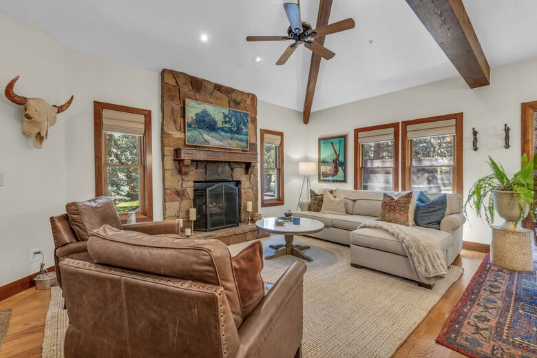 Chic Park City Townhome with Warm Mountain Style - Park City, Utah