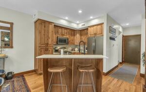 Chic Park City Townhome with Warm Mountain Style - Park City, Utah