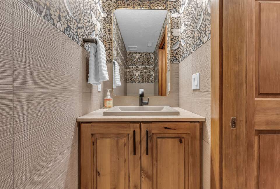 Chic Park City Townhome with Warm Mountain Style - Park City, Utah