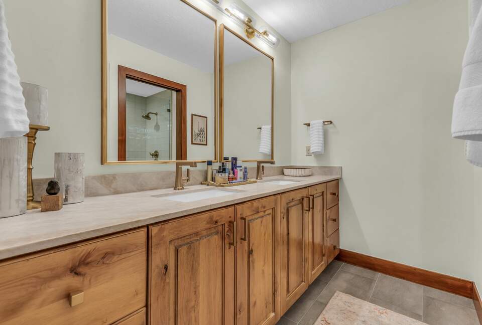 Chic Park City Townhome with Warm Mountain Style - Park City, Utah