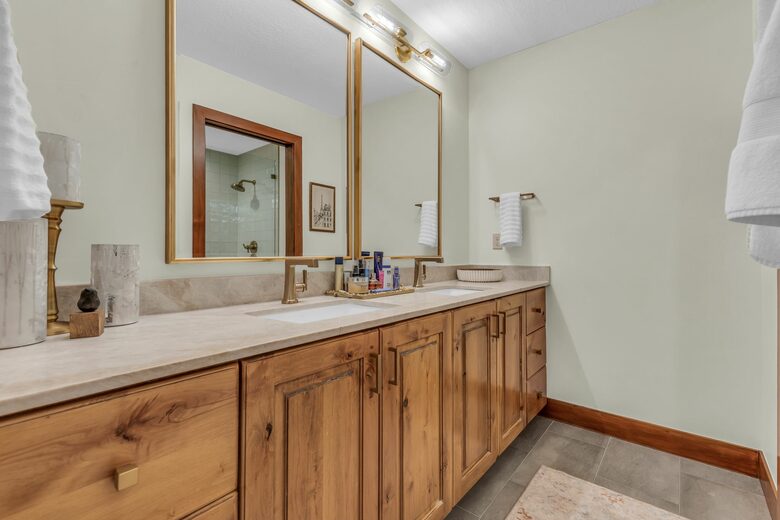 Chic Park City Townhome with Warm Mountain Style - Park City, Utah