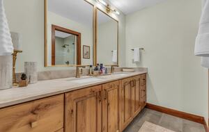 Chic Park City Townhome with Warm Mountain Style - Park City, Utah