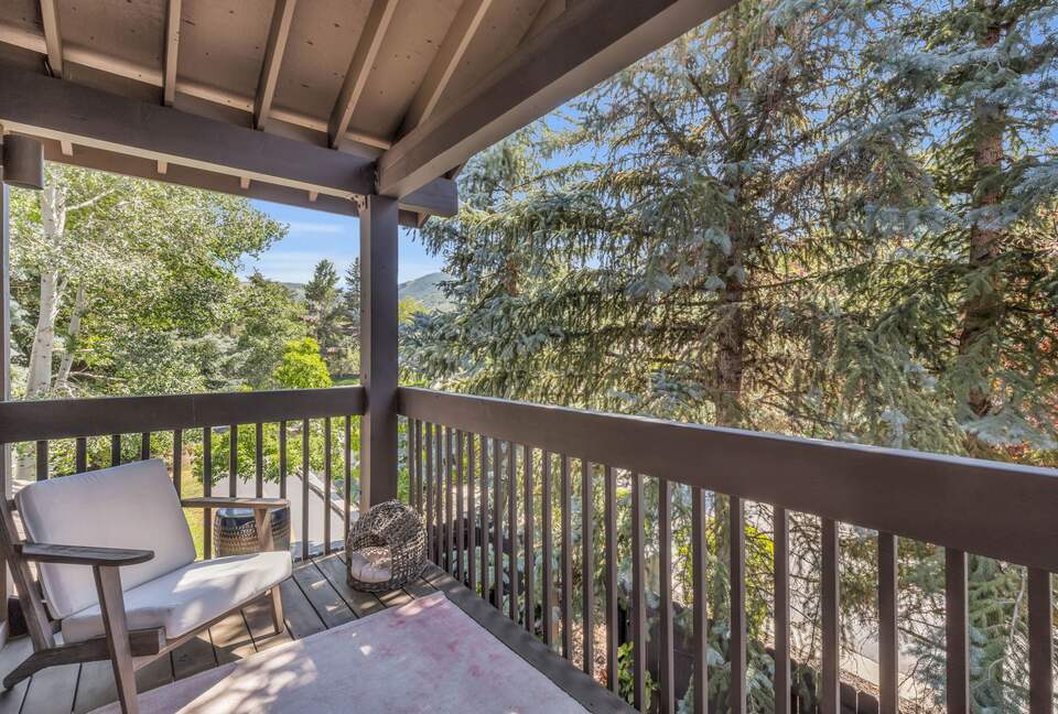 Chic Park City Townhome with Warm Mountain Style - Park City, Utah