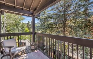 Chic Park City Townhome with Warm Mountain Style - Park City, Utah