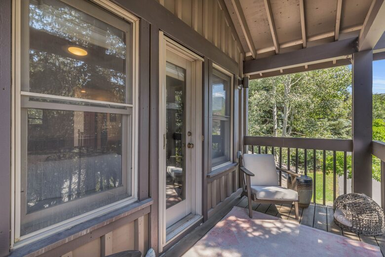 Chic Park City Townhome with Warm Mountain Style - Park City, Utah