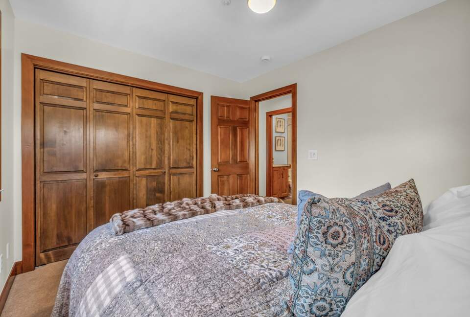 Chic Park City Townhome with Warm Mountain Style - Park City, Utah