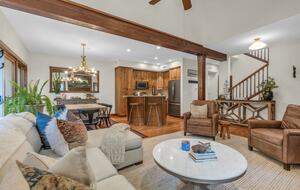 Chic Park City Townhome with Warm Mountain Style - Park City, Utah