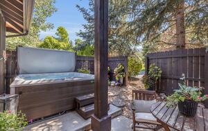 Chic Park City Townhome with Warm Mountain Style - Park City, Utah