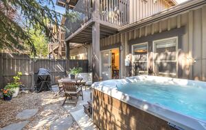 Chic Park City Townhome with Warm Mountain Style - Park City, Utah