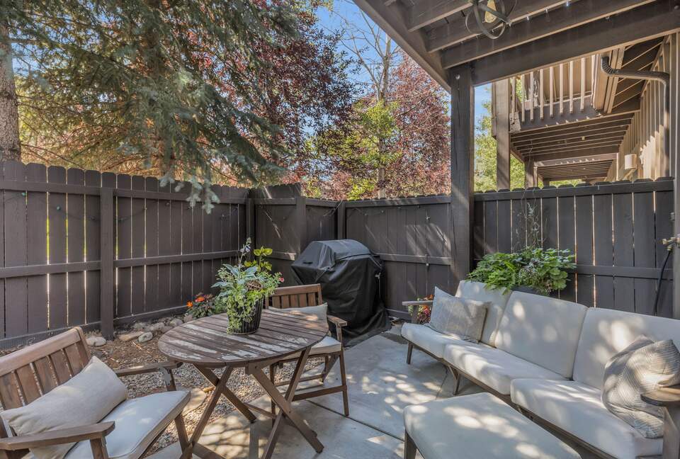 Chic Park City Townhome with Warm Mountain Style - Park City, Utah