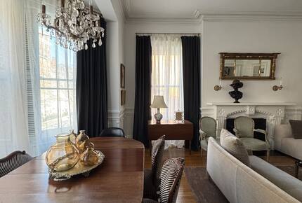 Designer Back Bay Hideaway - Boston, Massachusetts