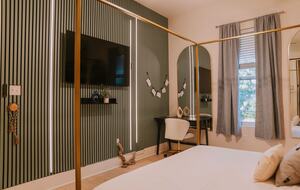 A Restorative Luxury Home in the Heart of Ocean Springs - Ocean Springs, Mississippi