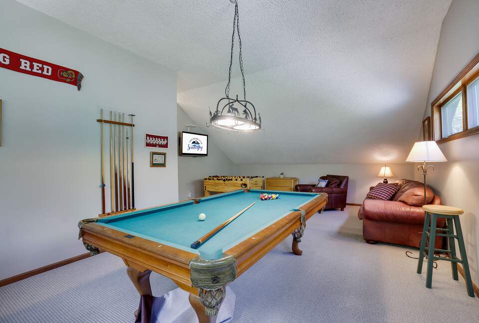 Private Sandy Beach Home on Lake Naomi - Pocono Pines, Pennsylvania