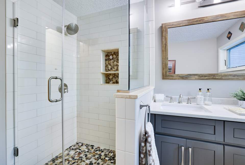 Private Sandy Beach Home on Lake Naomi - Pocono Pines, Pennsylvania