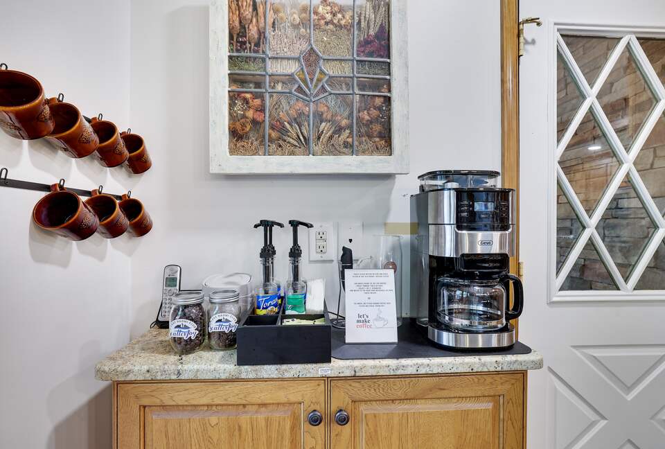 Private Sandy Beach Home on Lake Naomi - Pocono Pines, Pennsylvania