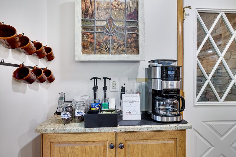 Private Sandy Beach Home on Lake Naomi - Pocono Pines, Pennsylvania