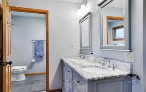 Private Sandy Beach Home on Lake Naomi - Pocono Pines, Pennsylvania