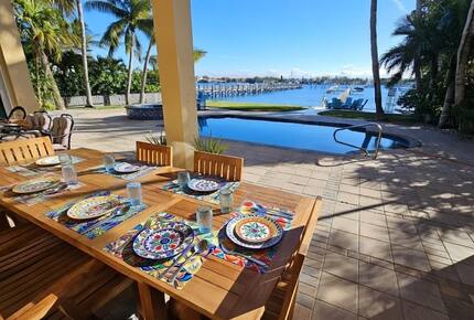 Grand Six-Bedroom Estate on Florida’s Intracoastal - Lantana, Florida