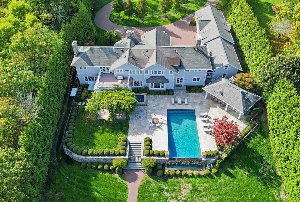 Luxury Finger Lakes Lakefront Retreat on Seneca Lake - Geneva, New York