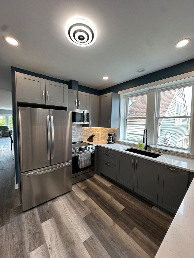 Quiet Chicago Getaway Near Portage Park - Chicago, Illinois