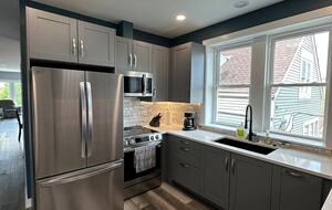 Quiet Chicago Getaway Near Portage Park - Chicago, Illinois