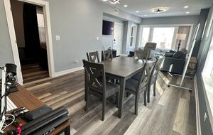 Quiet Chicago Getaway Near Portage Park - Chicago, Illinois