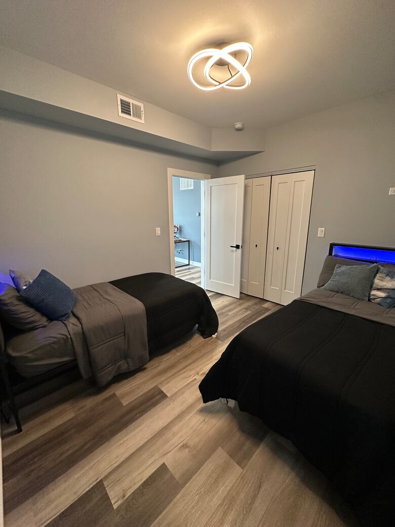 Quiet Chicago Getaway Near Portage Park - Chicago, Illinois