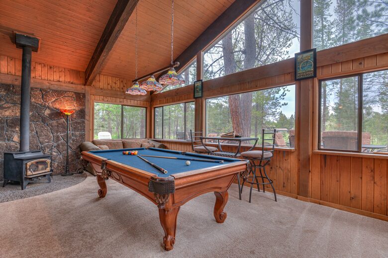 Spacious Sunriver Retreat Near the Deschutes River - Sunriver, Oregon