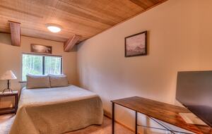 Spacious Sunriver Retreat Near the Deschutes River - Sunriver, Oregon