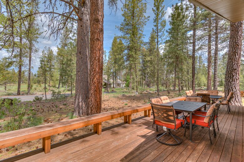 Spacious Sunriver Retreat Near the Deschutes River - Sunriver, Oregon
