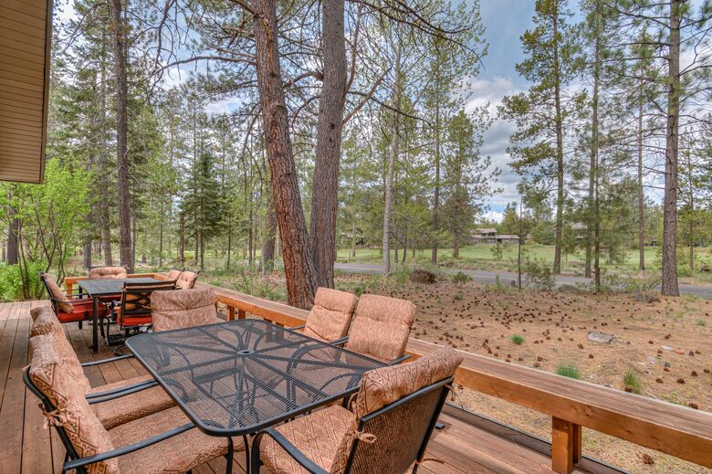 Spacious Sunriver Retreat Near the Deschutes River - Sunriver, Oregon