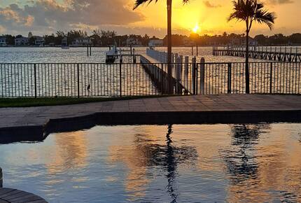 Grand Six-Bedroom Estate on Florida’s Intracoastal - Lantana, Florida