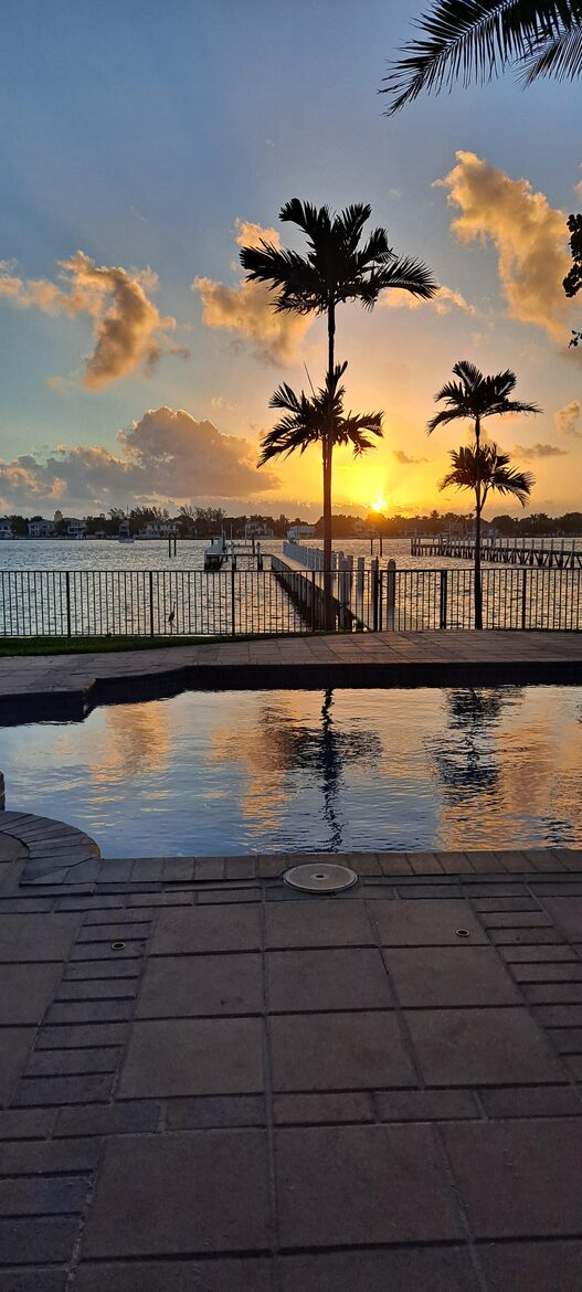 Grand Six-Bedroom Estate on Florida’s Intracoastal - Lantana, Florida