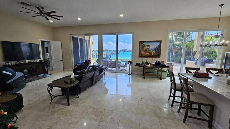 Grand Six-Bedroom Estate on Florida’s Intracoastal - Lantana, Florida