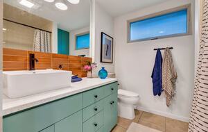 Iconic Mid-Century Escape in Fredericksburg’s Historic Core - Fredericksburg, Texas