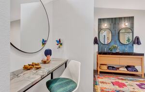 Iconic Mid-Century Escape in Fredericksburg’s Historic Core - Fredericksburg, Texas