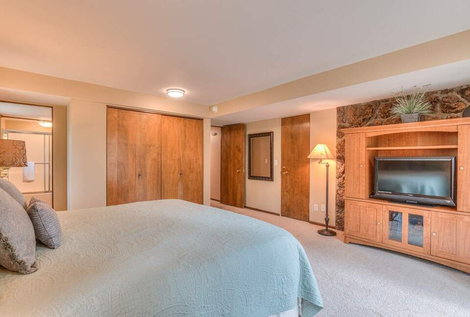 Spacious Sunriver Retreat Near the Deschutes River - Sunriver, Oregon