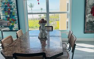 Newly updated beach front condo on the best shelling beach in Florida - Sanibel, Florida