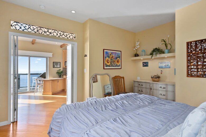 Oceanfront Rio Del Mar Retreat with Panoramic Views - Aptos, California