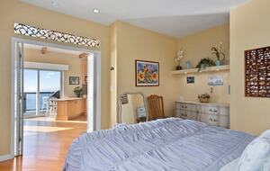 Oceanfront Rio Del Mar Retreat with Panoramic Views - Aptos, California