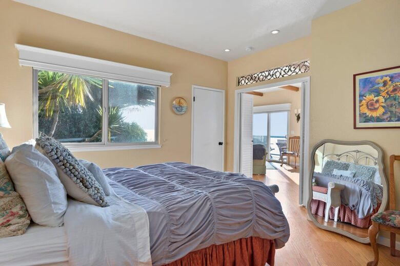 Oceanfront Rio Del Mar Retreat with Panoramic Views - Aptos, California