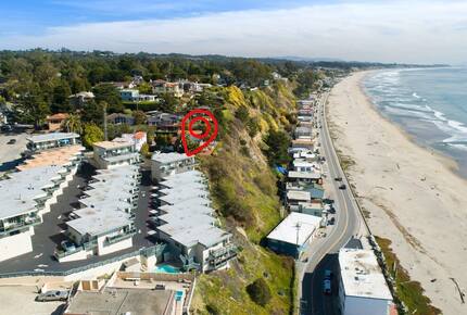 Oceanfront Rio Del Mar Retreat with Panoramic Views - Aptos, California