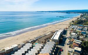 Oceanfront Rio Del Mar Retreat with Panoramic Views - Aptos, California