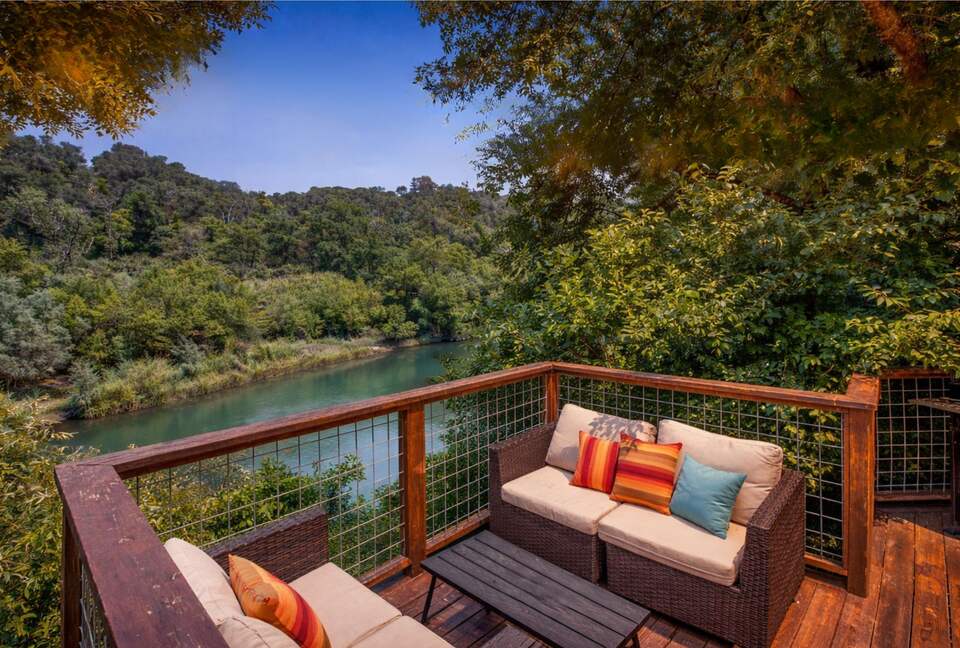 River View Lodge on the Russian River - Healdsburg, California