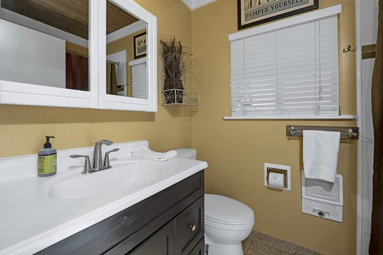 River View Lodge on the Russian River - Healdsburg, California