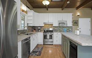 River View Lodge on the Russian River - Healdsburg, California