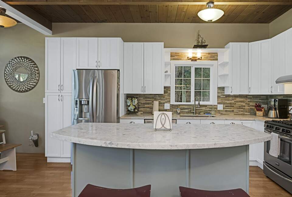 River View Lodge on the Russian River - Healdsburg, California